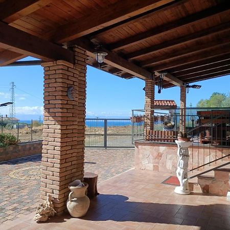 La Taverna Di Angela Amendolara Dış mekan fotoğraf