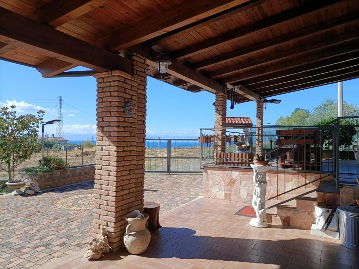 La Taverna Di Angela Amendolara Dış mekan fotoğraf