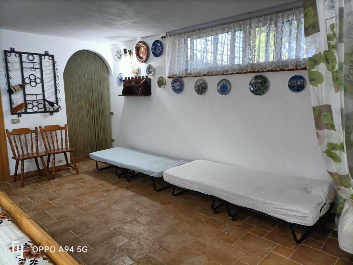 La Taverna Di Angela Amendolara Dış mekan fotoğraf