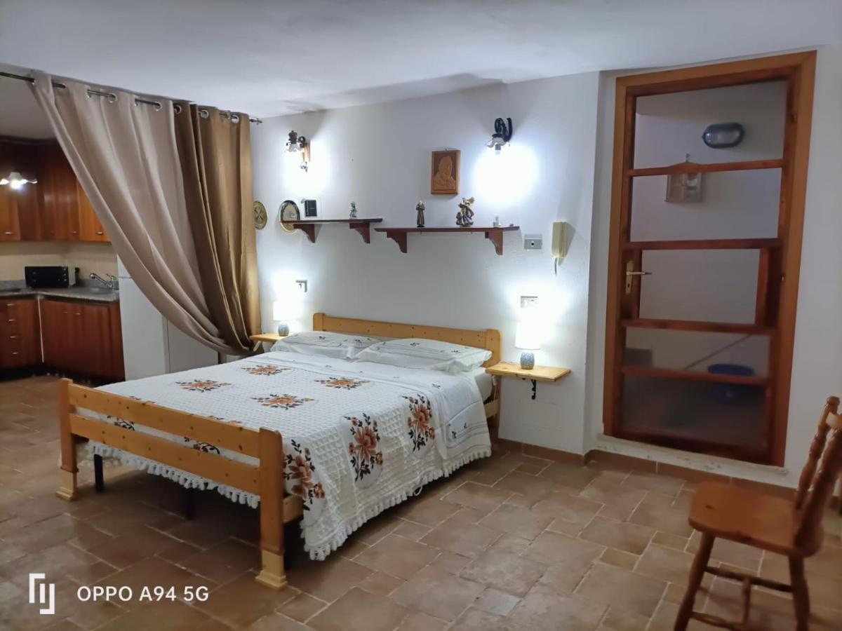 La Taverna Di Angela Amendolara Dış mekan fotoğraf